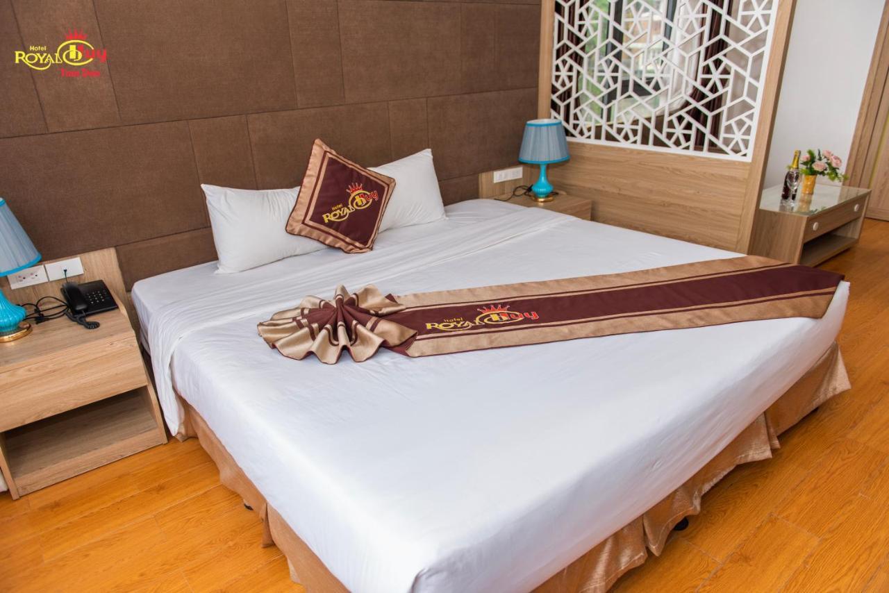 Royal Huy Hotel Tam Ðảo Exterior foto